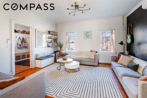214 Eagle St, Brooklyn, NY, 11222-1211 | Card Image