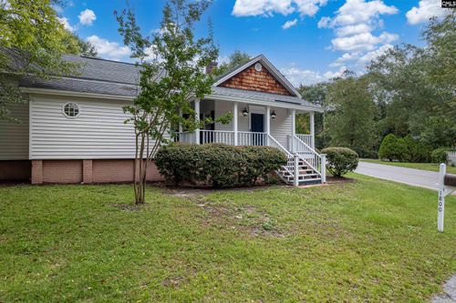 1800 Pine Creek Ave, Camden, SC, 29020-3043 | Card Image