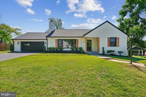 9915 Wildwood Rd, KENSINGTON, MD, 20895-4258 | Card Image