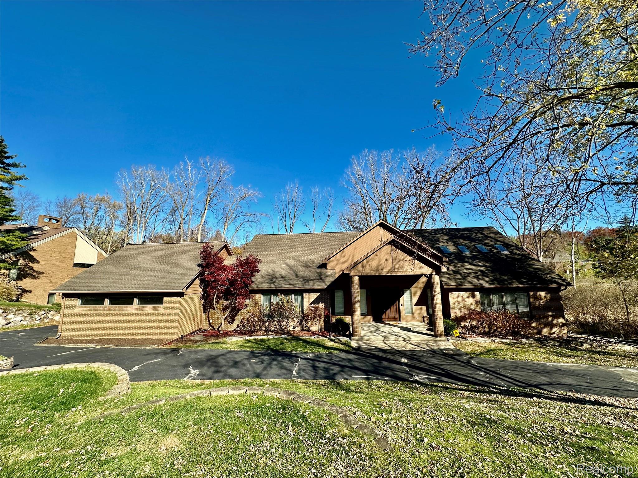 Residential Lease in Bloomfield Hills