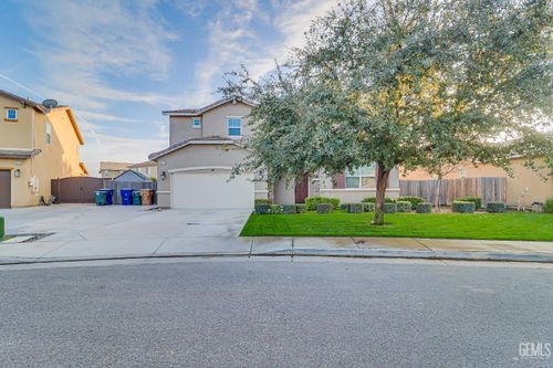 5005 Silvery Jewel Ln, Bakersfield, CA, 93313-5830 | Card Image