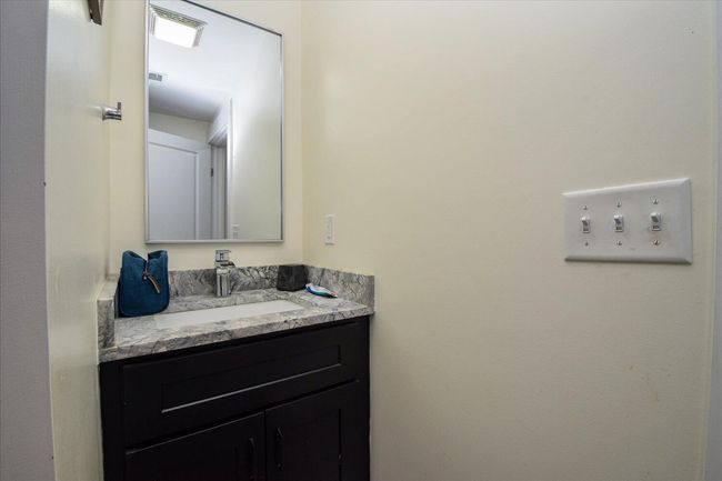 26-5998 Grandin-26 | Image 14
