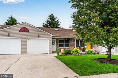 419 Dogwood Ct, Carlisle, PA, 17013-2570 | Card Image