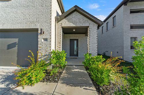 307 Bertney Dr, Mckinney, TX, 75071-3806 | Card Image