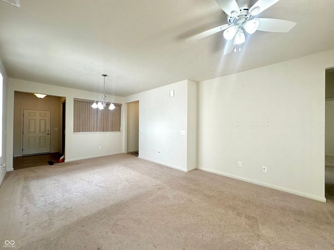 LIVING ROOM | Image 18