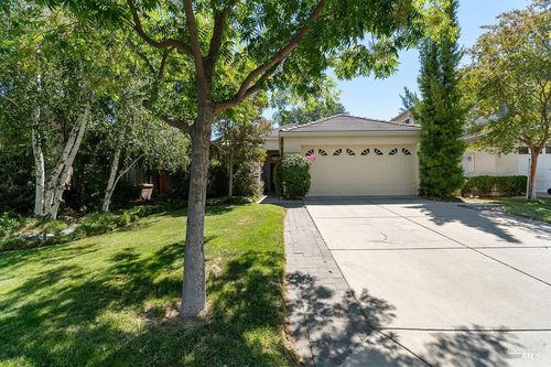 426 Apple Hill Dr, Brentwood, CA, 94513-2693 | Card Image