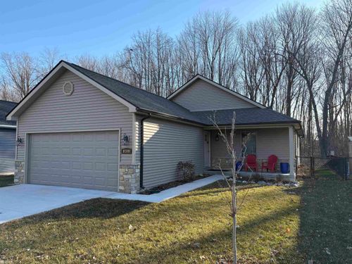 9309 Oakdale St, Clay, MI, 48001-4453 | Card Image