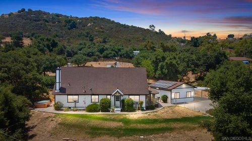 12108 Lilac Heights Ct, Valley Center, CA, 92082-3319 | Card Image