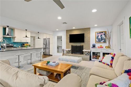 5004 Westfield Dr, Austin, TX, 78731-5029 | Card Image