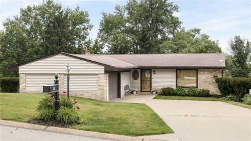 211 Tangelo Dr, Jefferson Hills, PA, 15025-3416 | Card Image