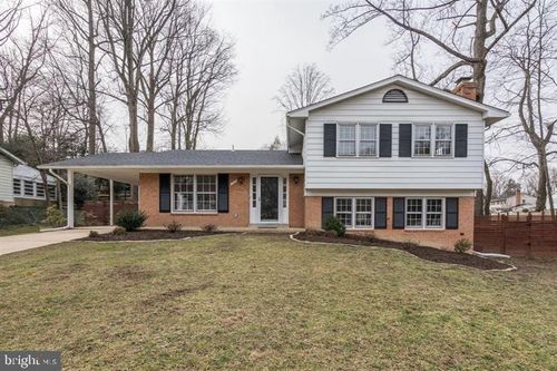 1700 Pebble Beach Dr, VIENNA, VA, 22182-2334 | Card Image