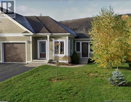 8 Louise St, Edmundston, NB, E3V0C3 | Card Image