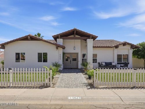 5623 E Claire Dr, Scottsdale, AZ, 85254-2455 | Card Image