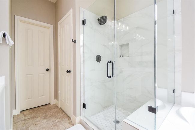 7111 Morrow Ct, House other with 5 bedrooms, 4 bathrooms and 3 parking in Sugar Land TX | Image 28