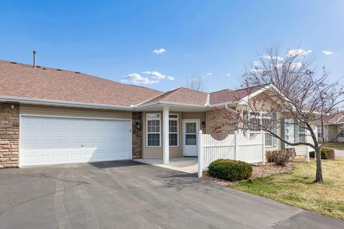 806 Roundhouse St, Shakopee, MN, 55379-4597 | Card Image