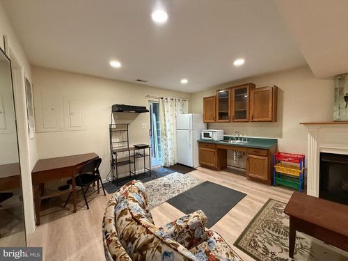 bsmt-only-35875 Devon Park Sq, ROUND HILL, VA, 20141-2494 | Card Image