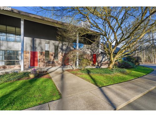 4933 Sw Chestnut Pl, Beaverton, OR, 97005-3570 | Card Image