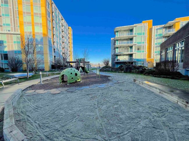 502 - 7688 Alderbridge Way, Condo with 2 bedrooms, 2 bathrooms and 1 parking in Richmond BC | Image 26