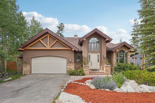 368 Black Hawk Cir, Silverthorne, CO, 80498-5335 | Card Image