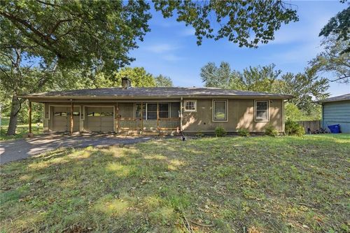 6203 Hedges Ave, Raytown, MO, 64133-4232 | Card Image