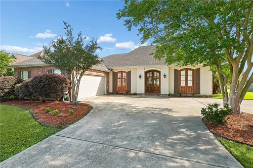 151 Riverlands Dr, La Place, LA, 70068-7107 | Card Image