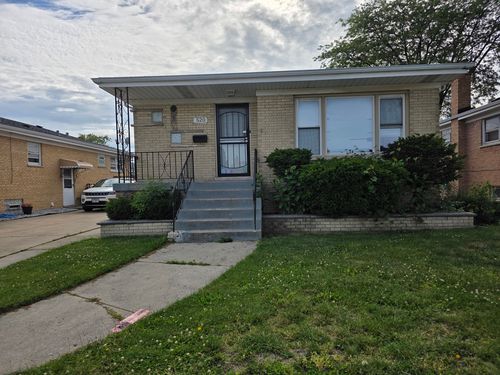 520 Calhoun Ave, Calumet City, IL, 60409-3205 | Card Image