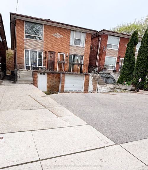 237 Pickering Street, Toronto, ON, M4E3J9 | Card Image