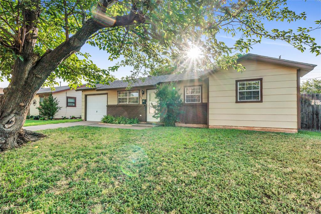 Bel Air Dr, Abilene, TX 79603