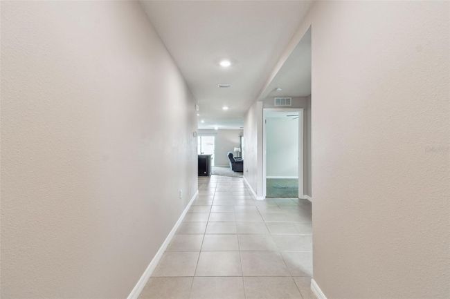 8034 Broad Pointe Dr, House other with 3 bedrooms, 2 bathrooms and null parking in ZEPHYRHILLS FL | Image 5