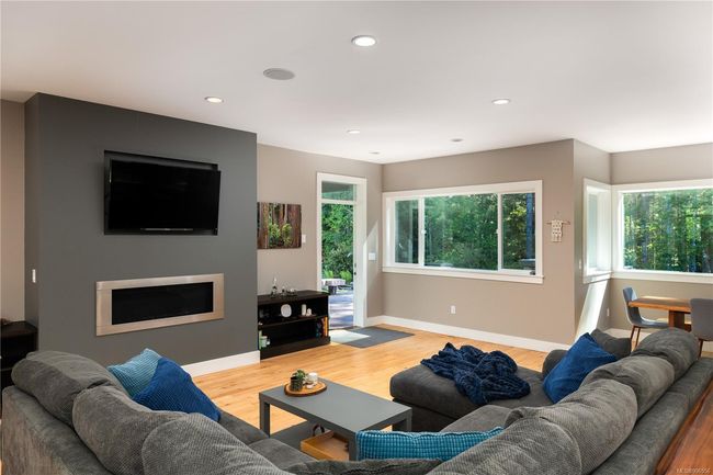 3022 Sarah Dr, House other with 5 bedrooms, 4 bathrooms and 5 parking in Sooke BC | Image 6