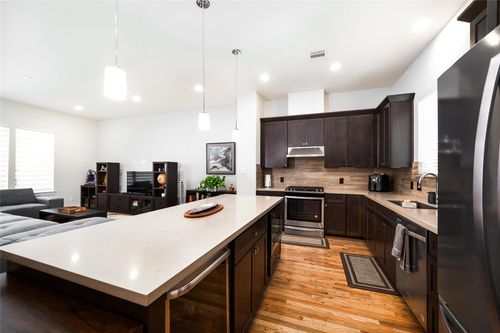 unit-c-1706 Mcilhenny St, Houston, TX, 77004-1205 | Card Image