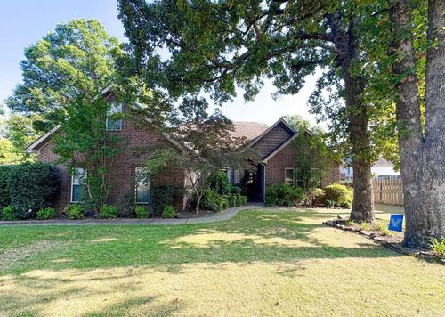 2021 Boundary Oaks Dr, Jonesboro, AR, 72404-9102 | Card Image