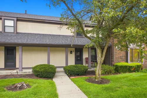 5796 Hallridge Circle, Columbus, OH, 43232 | Card Image