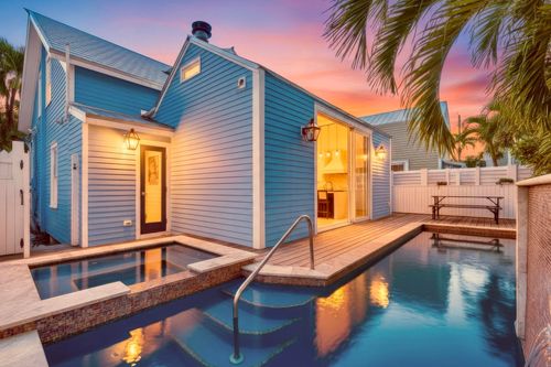 1015 Eaton St, Key West, FL, 33040-6924 | Card Image