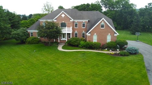 55 Forrest Stand Dr, Easton, PA, 18042-9603 | Card Image