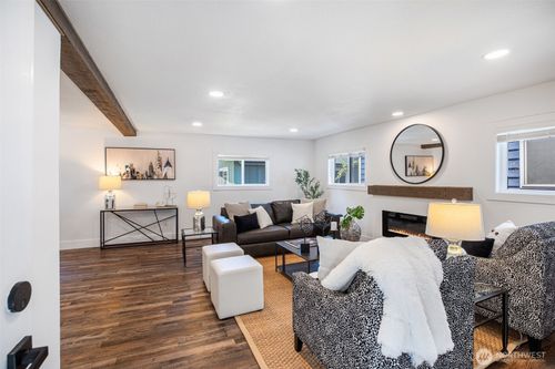 5133 S Frontenac St, Seattle, WA, 98118-3431 | Card Image