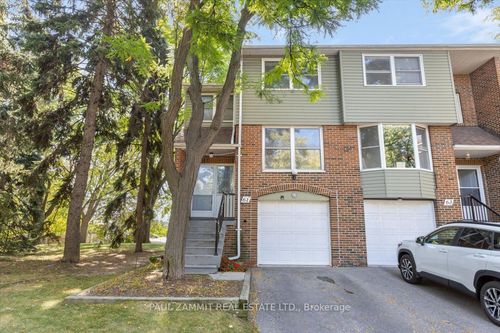 61 Nottinghill Rd, Thornhill, ON, L3T4Y3 | Card Image