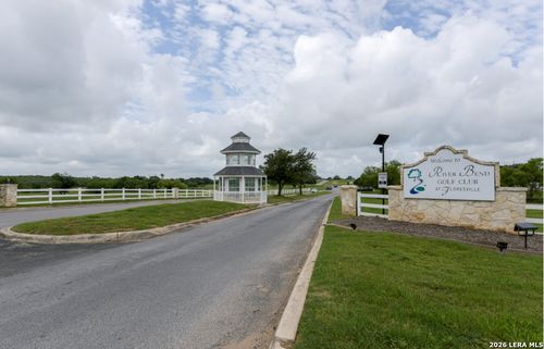 242 Legendary Trail Loop, Floresville, TX, 78114-0080 | Card Image