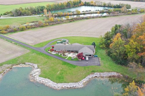 5933 Hoagland Rd, Hoagland, IN, 46745-9718 | Card Image