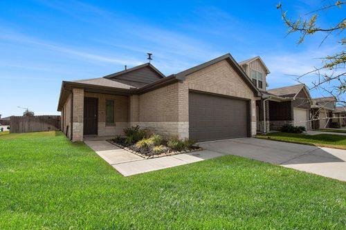 16862 Short Pines Dr, Conroe, TX, 77302-2228 | Card Image