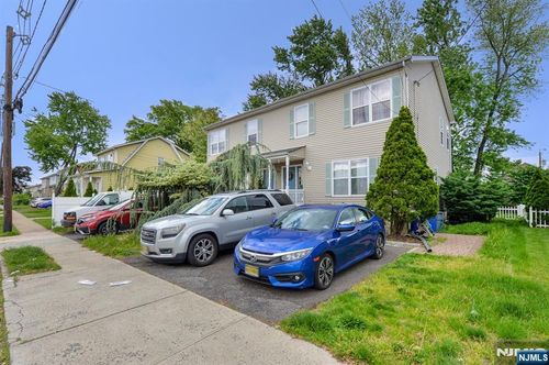 456 Sylvan St, Saddle Brook, NJ, 07663-6107 | Card Image