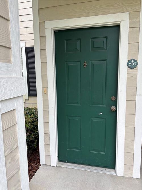 207-417 Southern Pecan Cir, WINTER GARDEN, FL, 34787-6360 | Card Image