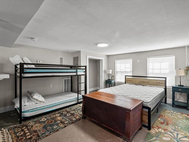 1014 20 Th St, House other with 3 bedrooms, 3 bathrooms and 2 parking in Galveston TX | Image 27