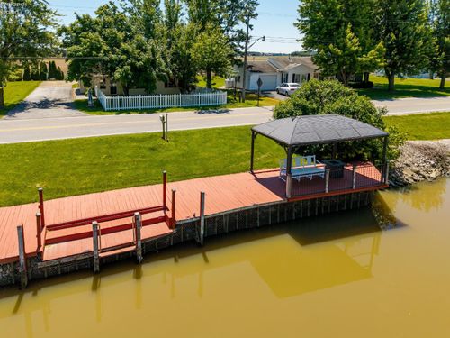 2861 County Road 198 Road, Fremont, OH, 43420 | Card Image