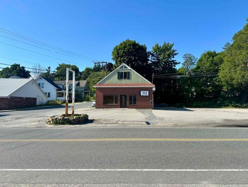 80 Sunapee St, Newport, NH, 03773-1218 | Card Image