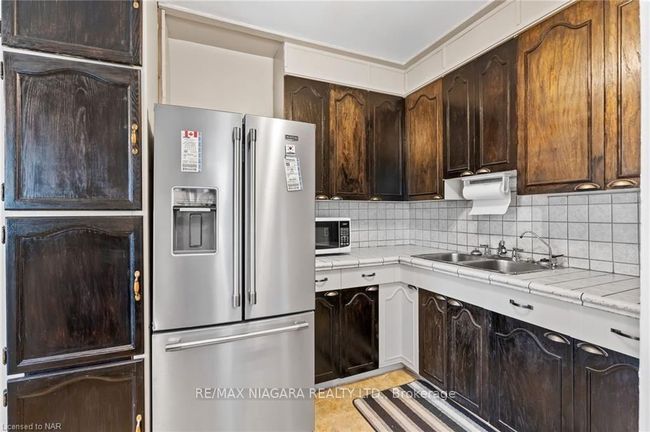 22 Blair Cres, House other with 3 bedrooms, 2 bathrooms and 2 parking in Saint Catharines ON | Image 12