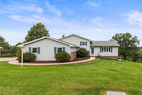 61662 Russell Long Run Rd, Bethesda, OH, 43719-9736 | Card Image