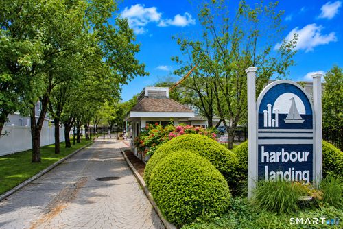 14 Harbour Close, New Haven, CT, 06519-2834 | Card Image