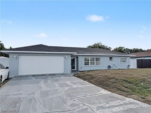 7658 Laurel Valley Rd, Fort Myers, FL, 33967-5003 | Card Image