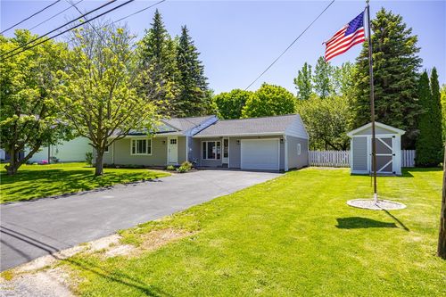 109 Norwood Ave, Gates, NY, 14606-3719 | Card Image